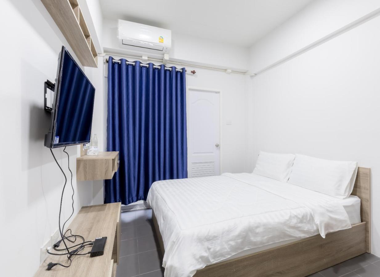 Middleway House Bangkok Hotel Ngoại thất bức ảnh
