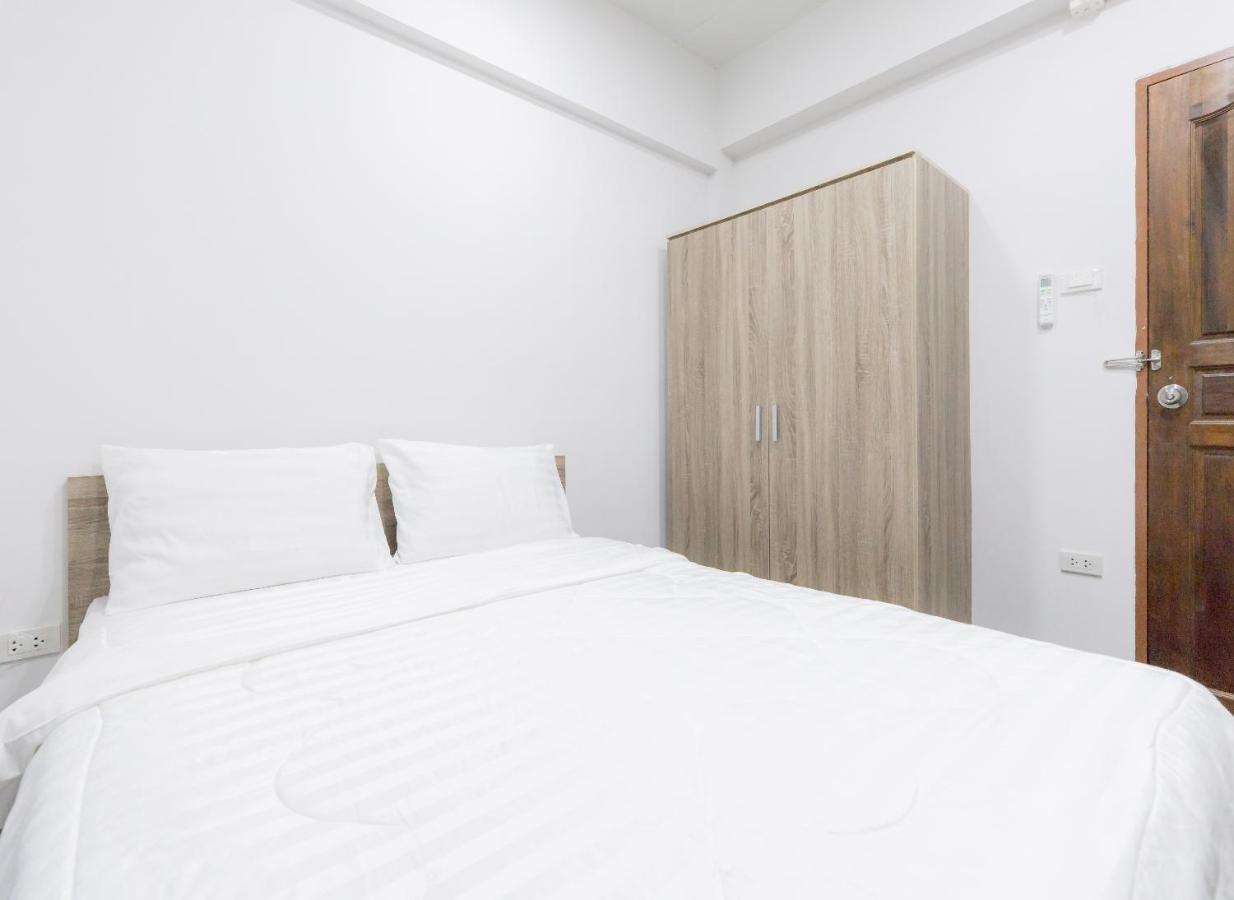 Middleway House Bangkok Hotel Ngoại thất bức ảnh