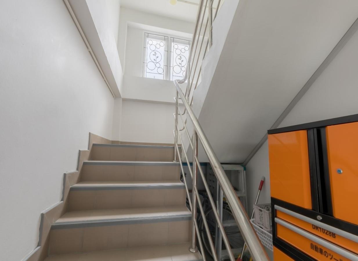 Middleway House Bangkok Hotel Ngoại thất bức ảnh